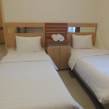 Shabrina Homestay Syariah Kalasan Exterior foto