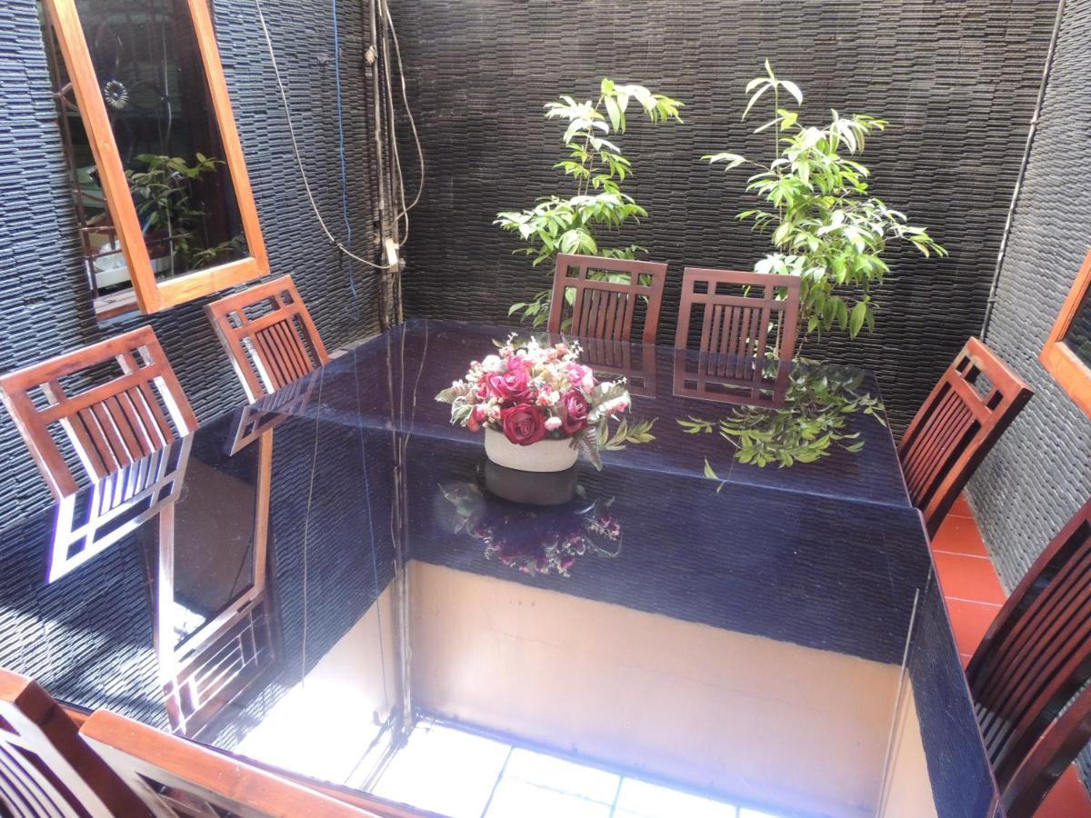 Shabrina Homestay Syariah Kalasan Exterior foto
