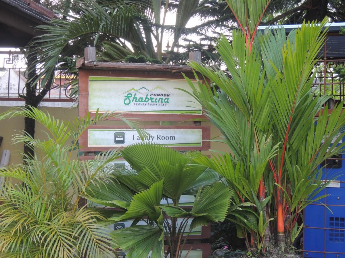 Shabrina Homestay Syariah Kalasan Exterior foto