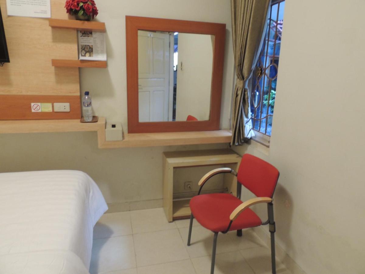 Shabrina Homestay Syariah Kalasan Exterior foto